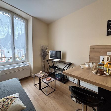 Appartement F2 Le Puy-de-Dôme Châtel-Guyon Exterior foto